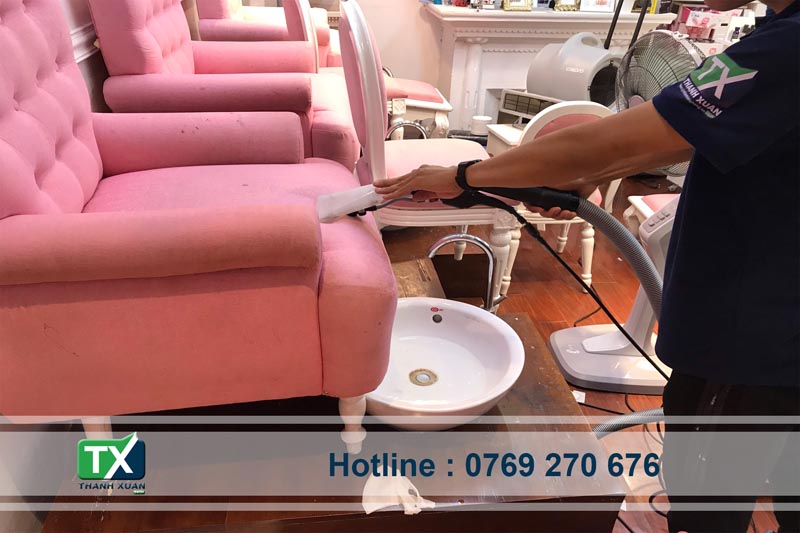 Giặt sofa tại nhà 2 ccscs