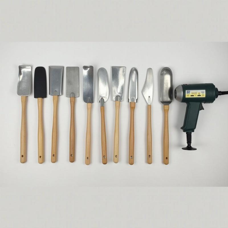 Các loại cánh khuấy sơn khác nhau và máy khuấy cầm tay, minh họa sự đa dạng phù hợp từng loại vật liệu