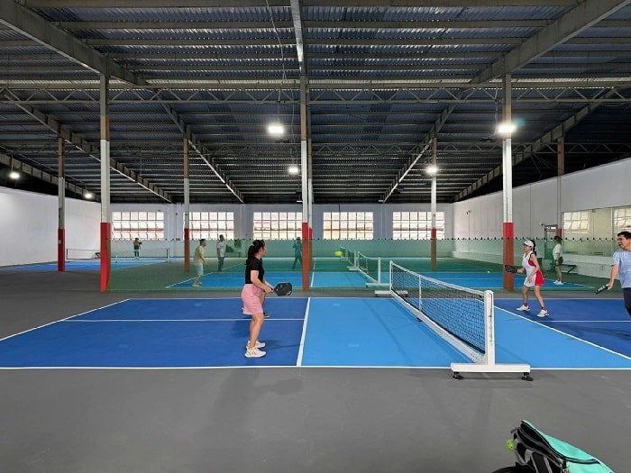 Sân Pickleball Tân Phú: Không gian vận động hiện đại giữa lòng đô thị 1 Tìm kiếm sân Pickleball Tân Phú để có lựa chọn địa điểm chơi phù hợp