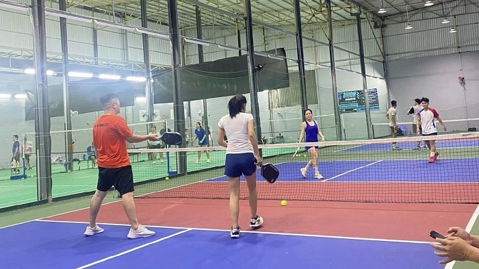 Sân Pickleball Tân Phú: Không gian vận động hiện đại giữa lòng đô thị 2 Top những sân Pickleball tại Tân Phú chuyên nghiệp, uy tín