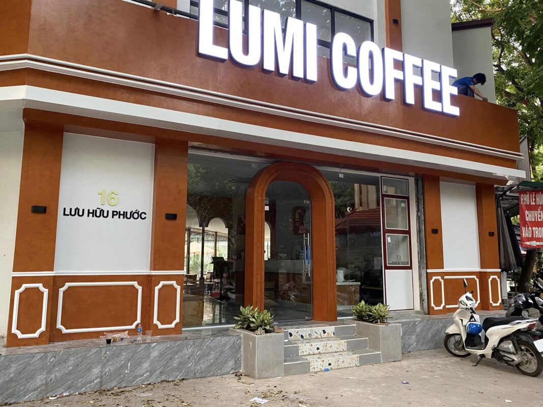 mặt tiền nhà hàng thi công sơn gỉ sét